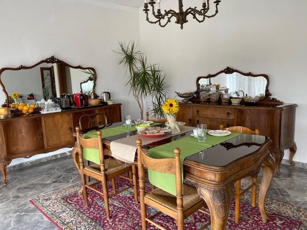 B&B Del Viaggiatore Сарцана Екстер'єр фото